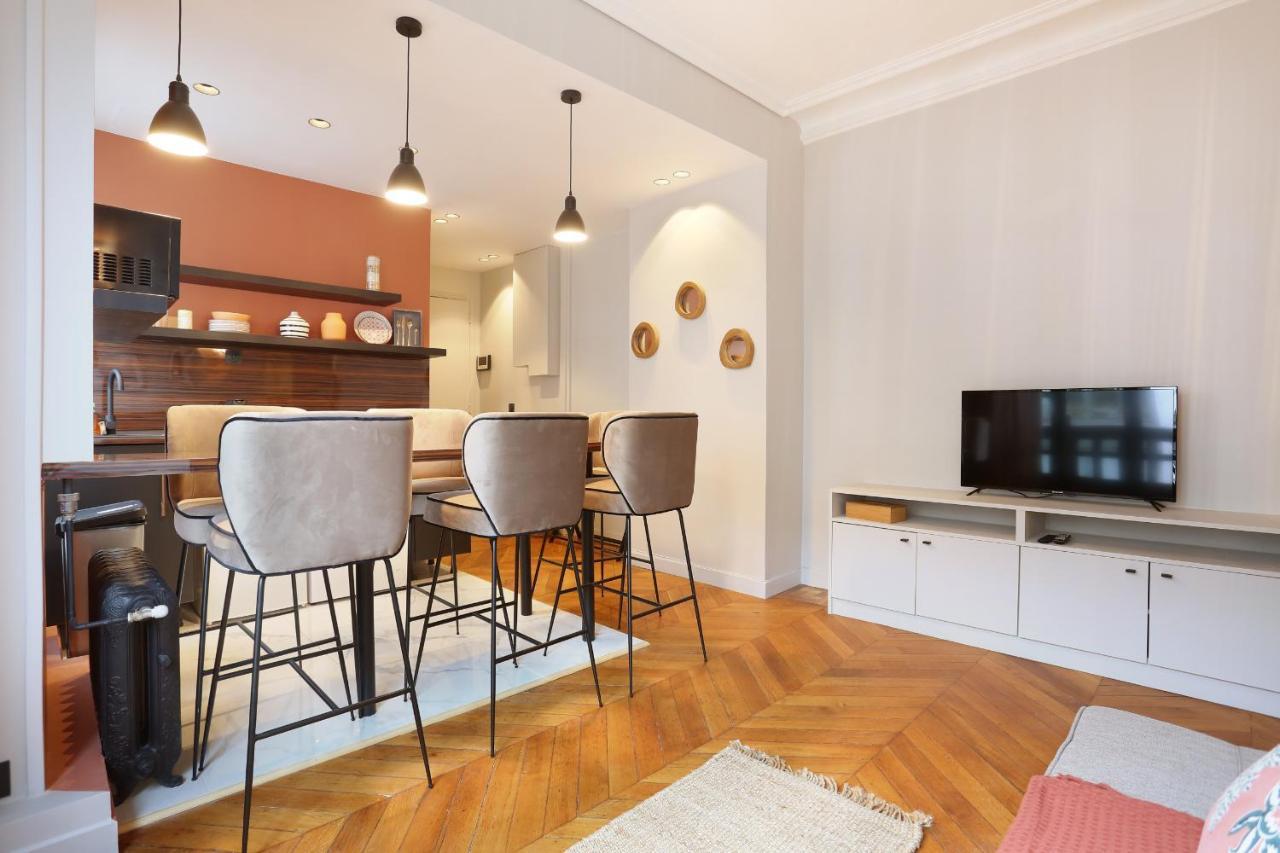 Apartment Center Of Paris By Studio Prestige Екстер'єр фото