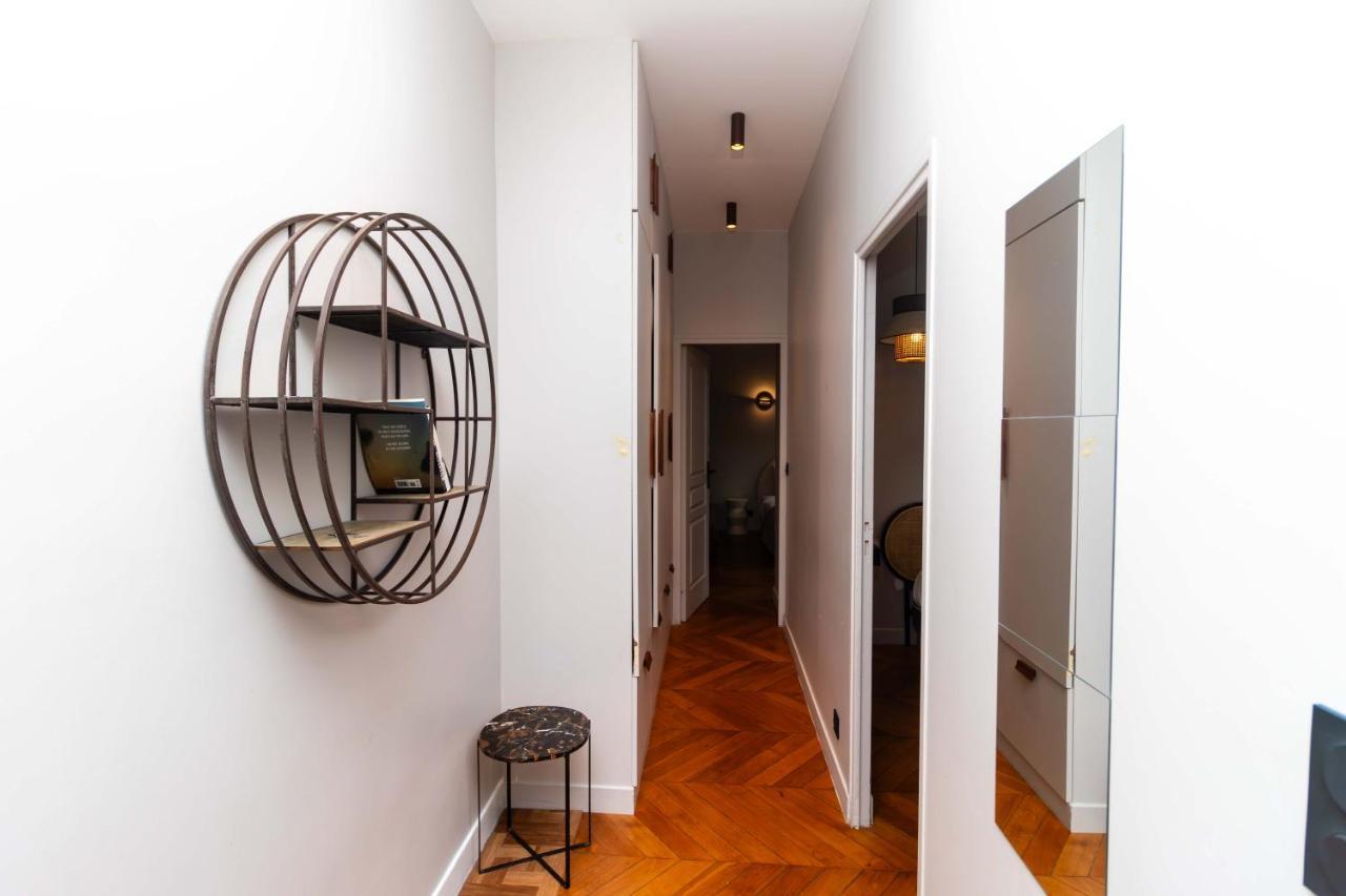 Apartment Center Of Paris By Studio Prestige Екстер'єр фото